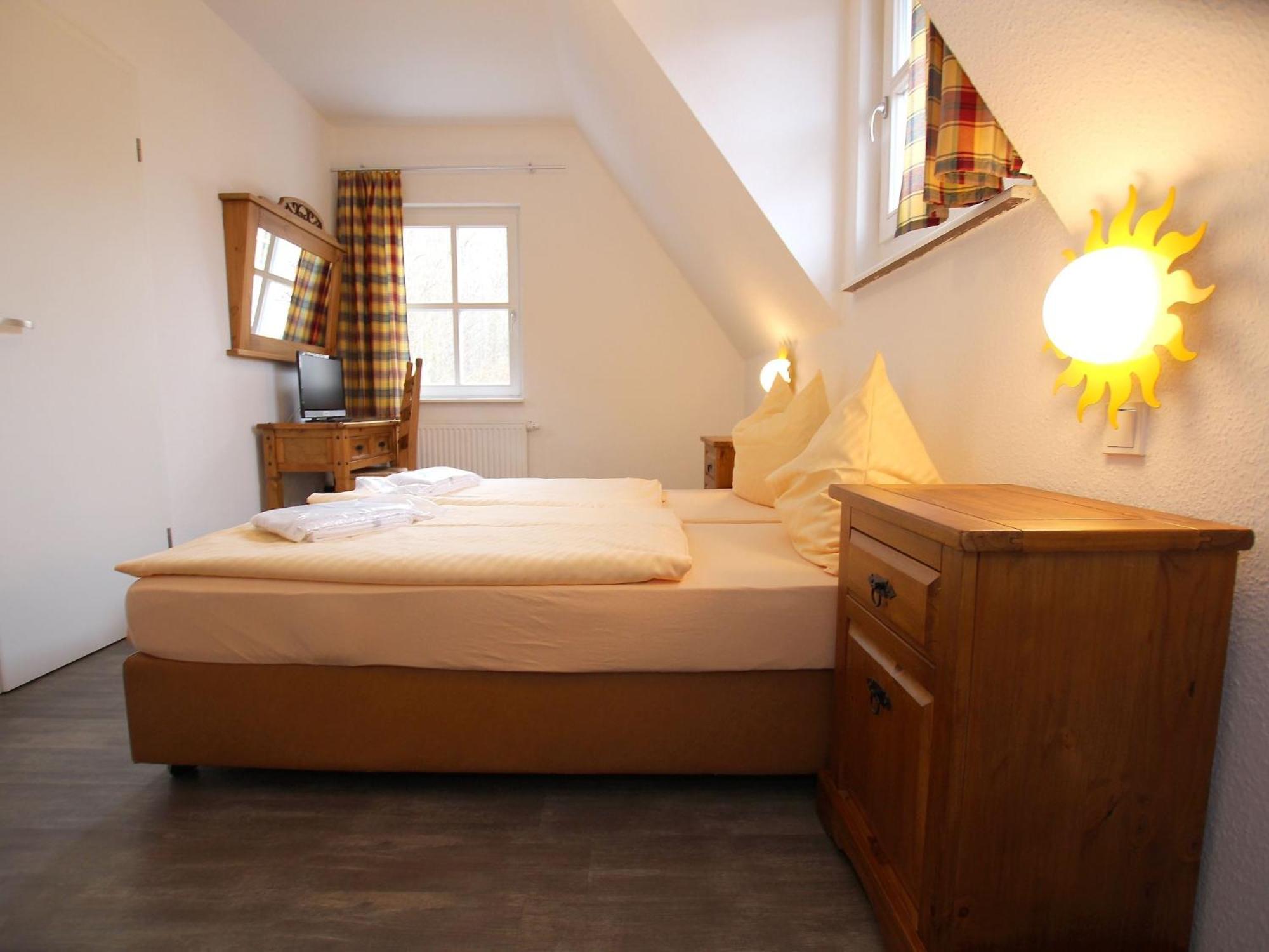 Holiday Home In Wernigerode With A Shared Pool Kültér fotó